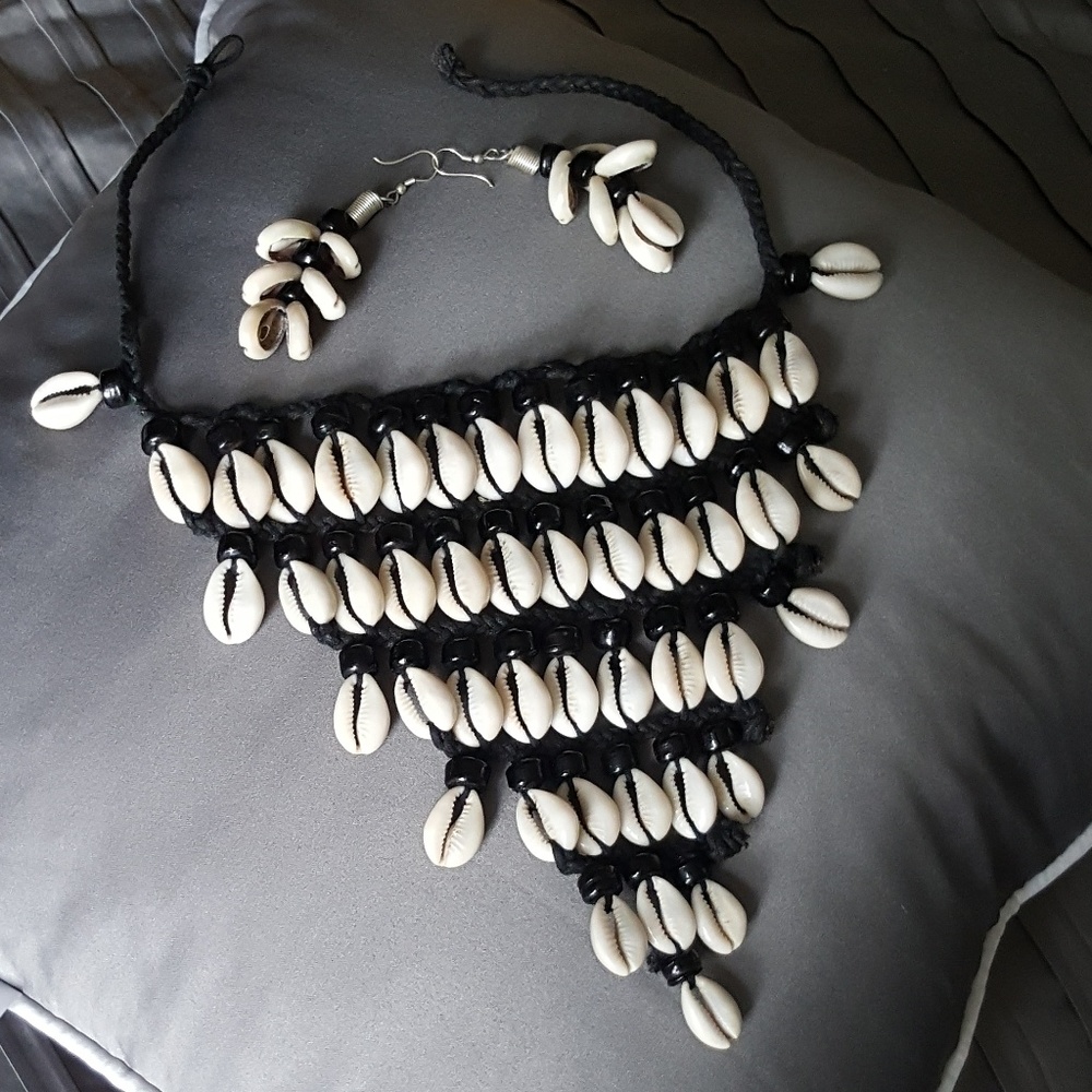 Unique Artisan Shell Necklace & Earrings